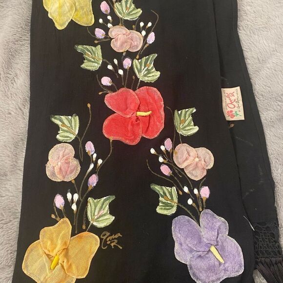 Ana R. By Ana Rosa 100% floral handmade scarf/ shawl , made in Mexico - Picture 3 of 11